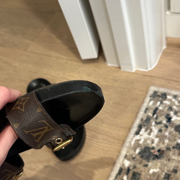 Louis Vuitton Black and Brown Monogram Slides - Picture 3 of 5